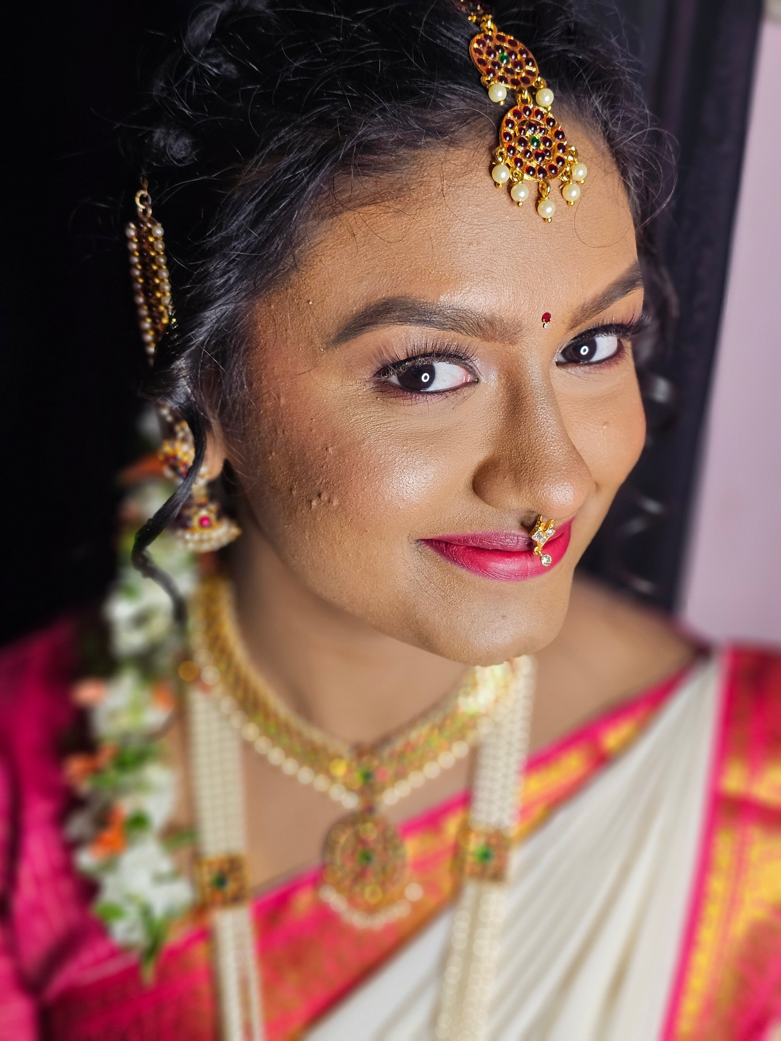 Mahi Makeovers beauty service